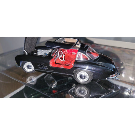 Tamiya 1/24 Mercedes-Benz 300SL-Tamiya-ModelCars.com