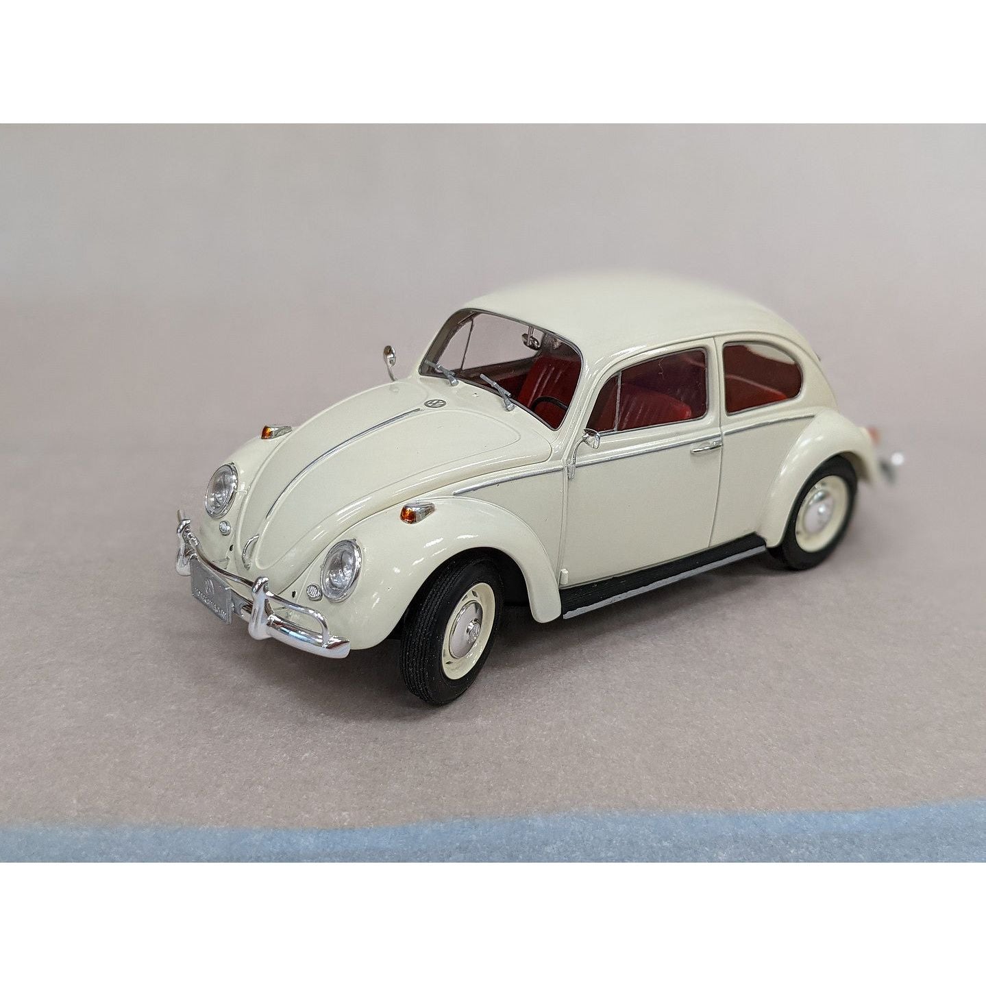 Tamiya 1/24 Volkswagen 1300 Beetle 1966 - Tamiya - ModelCars.com