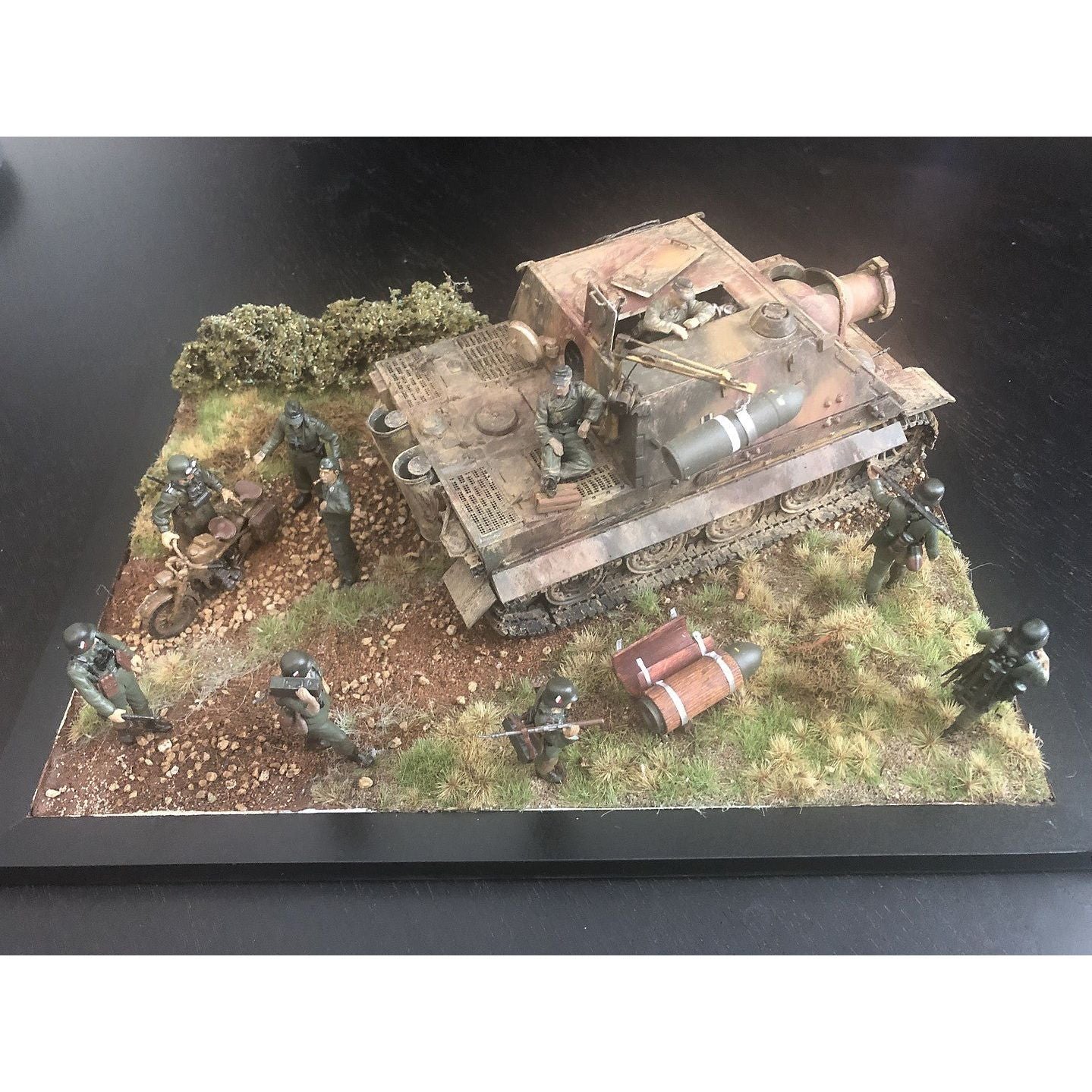 Tamiya 1/35 38cm Assault Mortar Sturmtiger - Tamiya - ModelCars.com