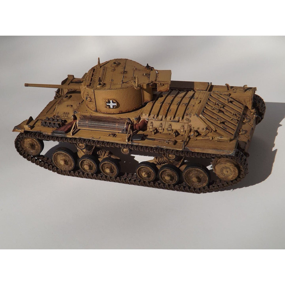 Tamiya 1/35 British infantry Tank MK.III-Tamiya-ModelCars.com