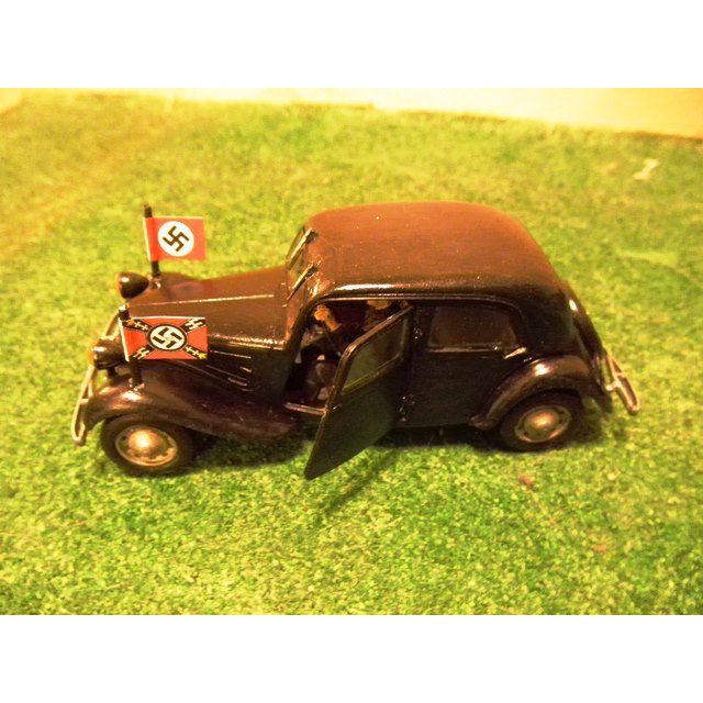 Tamiya 1/35 Citroen Traction 11Cv - Tamiya - ModelCars.com