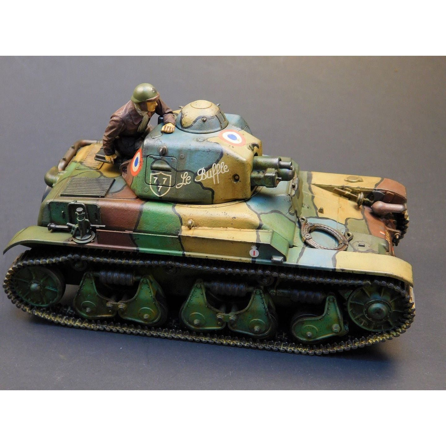 Tamiya 1/35 French Light Tank R35 - Tamiya - ModelCars.com