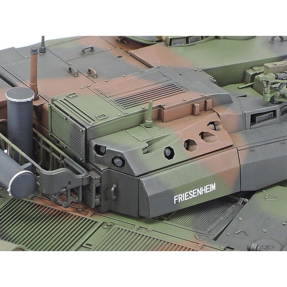 Tamiya 1/35 French Main Battle Tank - Tamiya - ModelCars.com