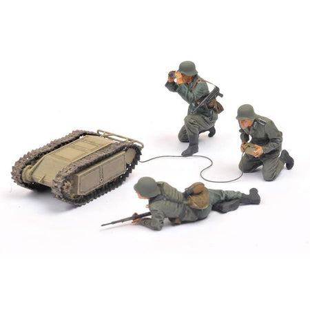 Tamiya 1/35 German Assault Pioneer Team-Tamiya-ModelCars.com