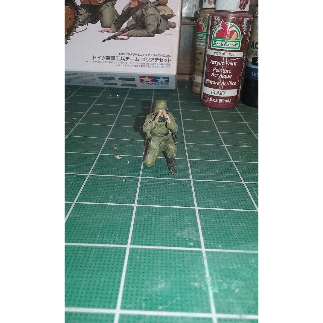 Tamiya 1/35 German Assault Pioneer Team-Tamiya-ModelCars.com