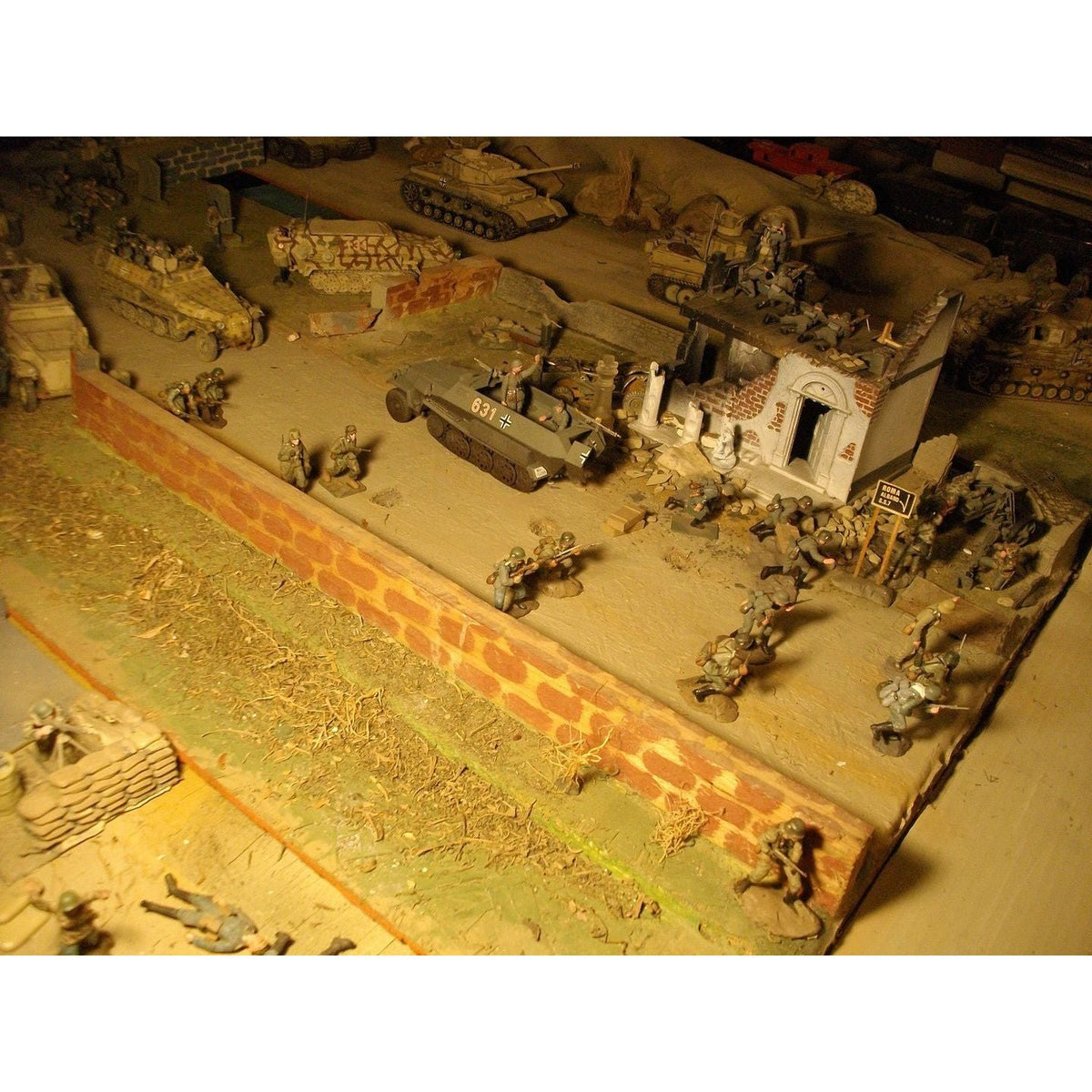 Tamiya 1/35 GERMAN ASSAULT TROOPS KIT-Tamiya-ModelCars.com