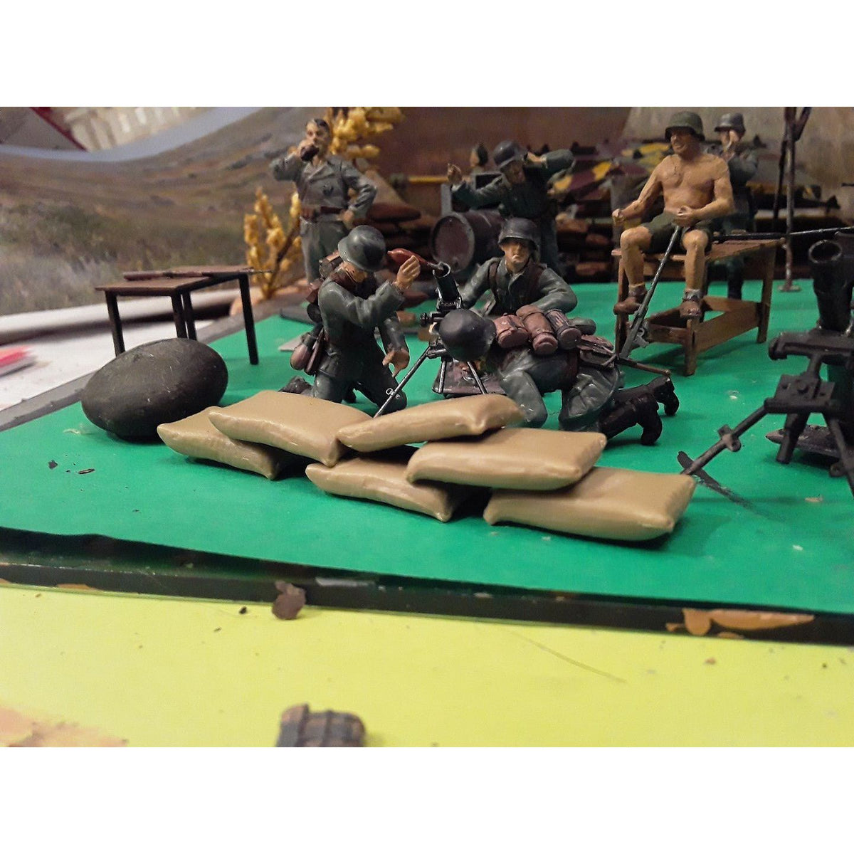 Tamiya 1/35 GERMAN INFANTRY MORTAR TEAM - Tamiya - ModelCars.com