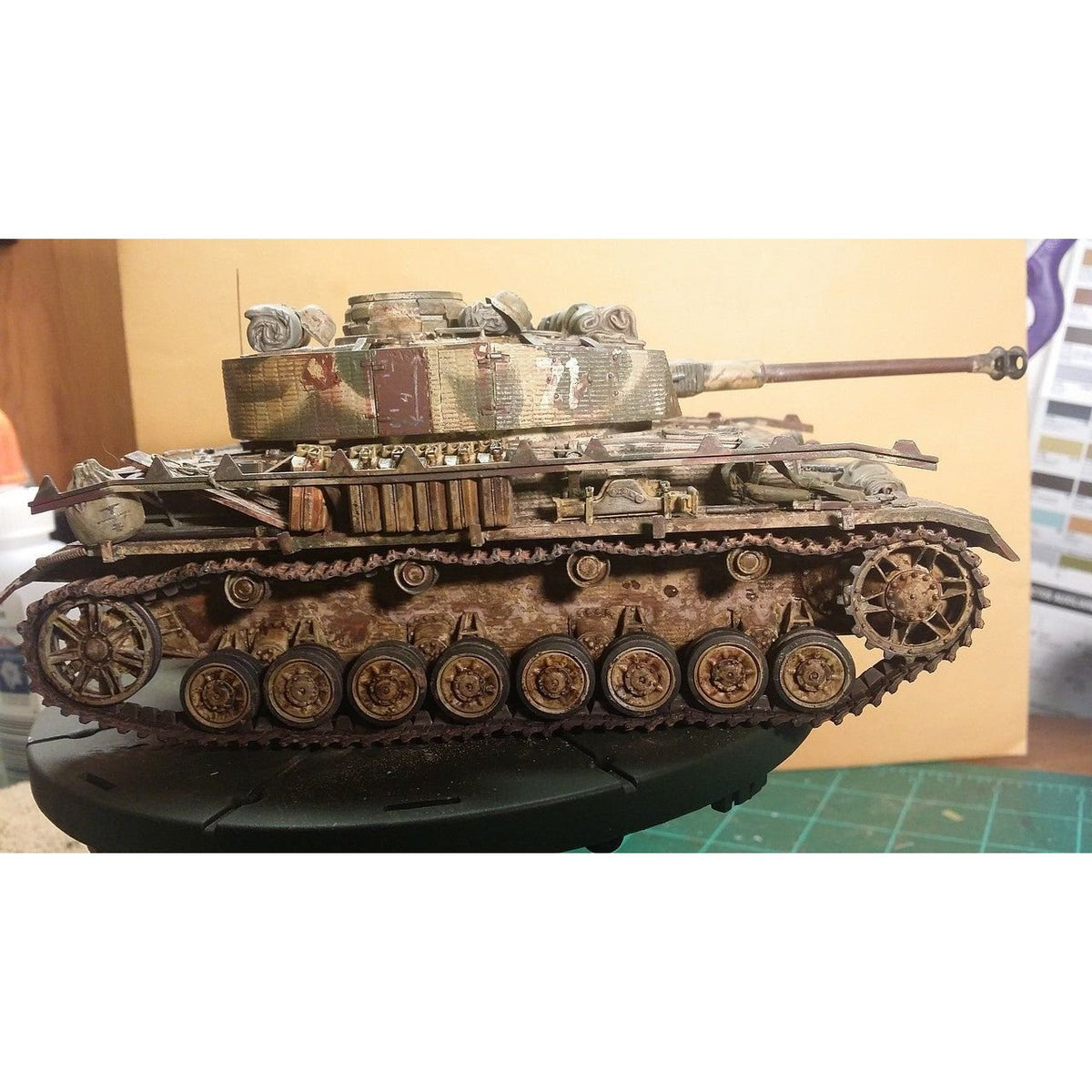 Tamiya 1/35 German Panzer Iv Type J-Tamiya-ModelCars.com