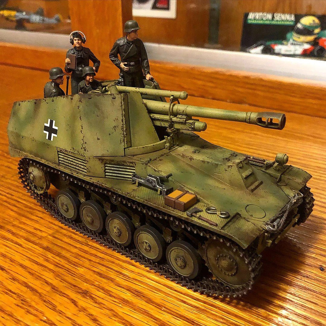 Tamiya 1/35 German Self - Propelled Howitzer - Tamiya - ModelCars.com