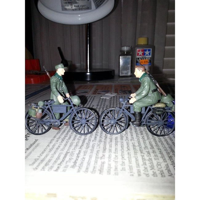 Tamiya 1/35 German Soldiers With Bicycles - Tamiya - ModelCars.com