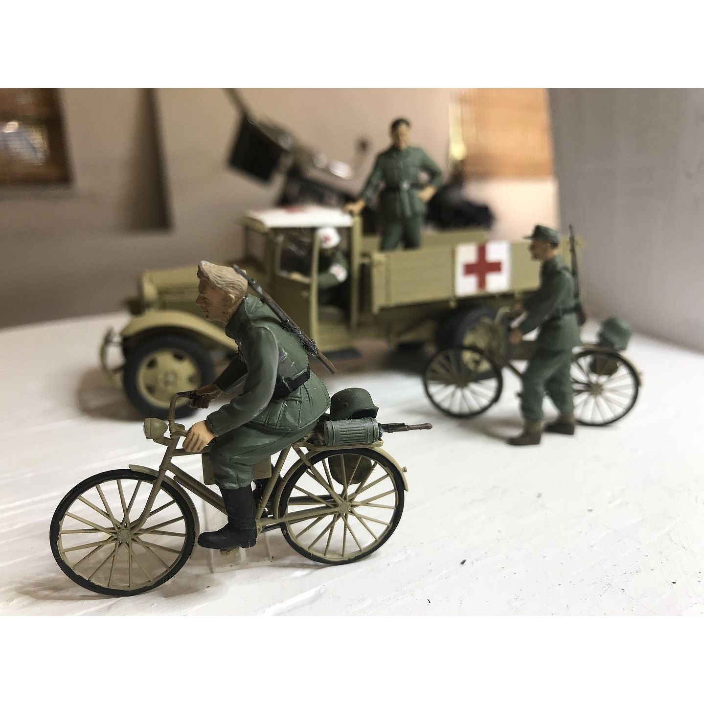 Tamiya 1/35 German Soldiers With Bicycles - Tamiya - ModelCars.com