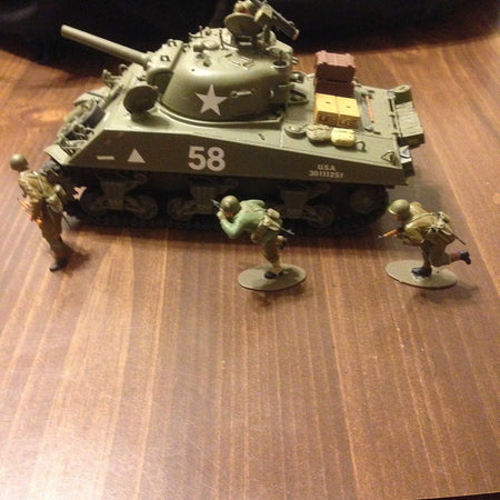 Tamiya 1/35 M4A3 Sherman 105Mm Howitzer-Tamiya-ModelCars.com