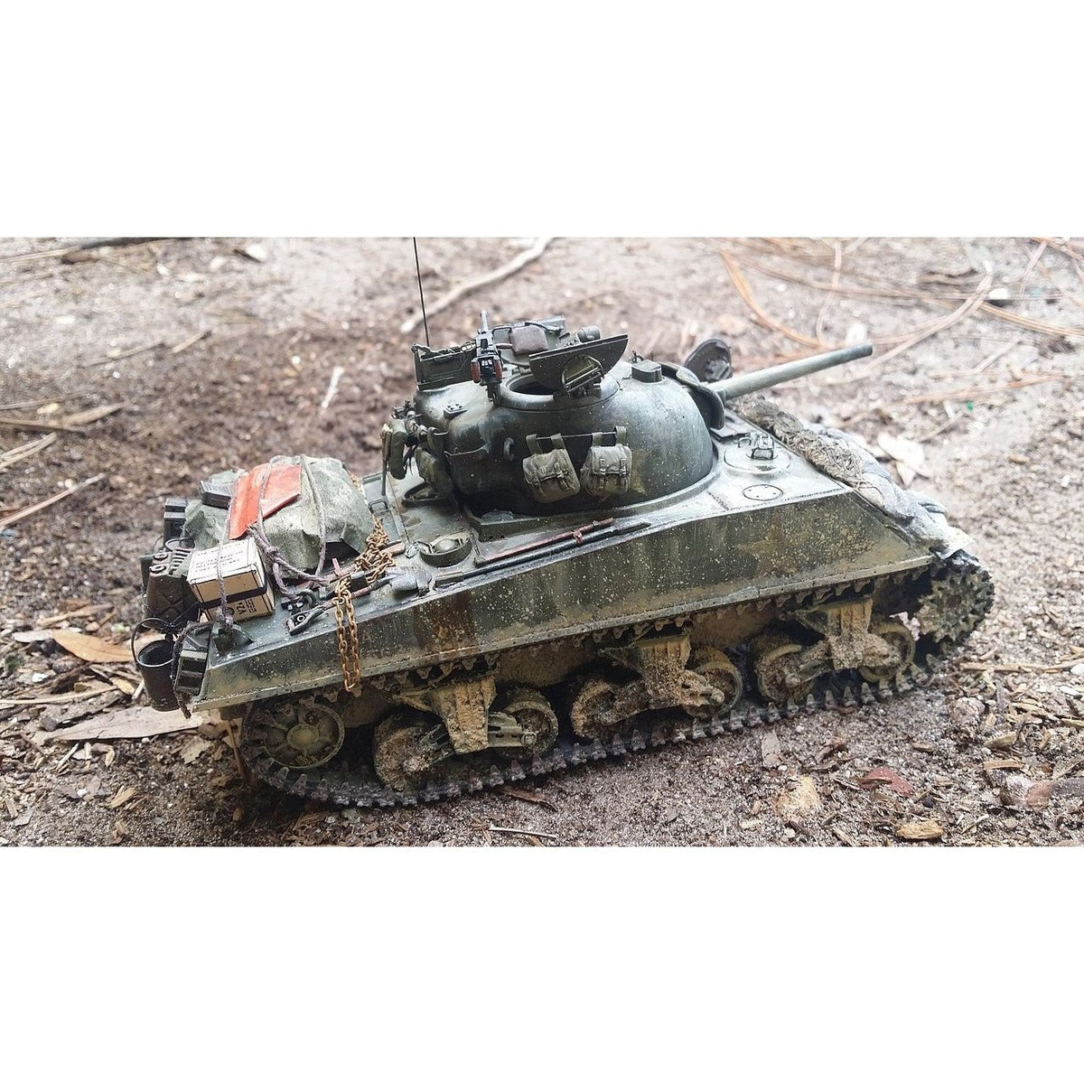 Tamiya 1/35 M4A3 Sherman 75MM-Tamiya-ModelCars.com