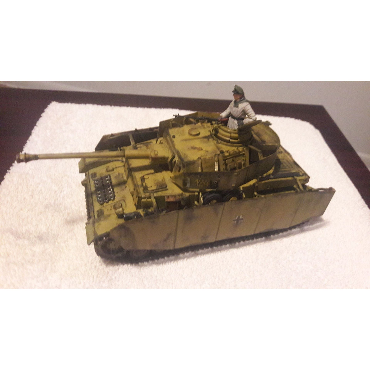 Tamiya 1/35 PZKPFW IV AUSF H-Tamiya-ModelCars.com