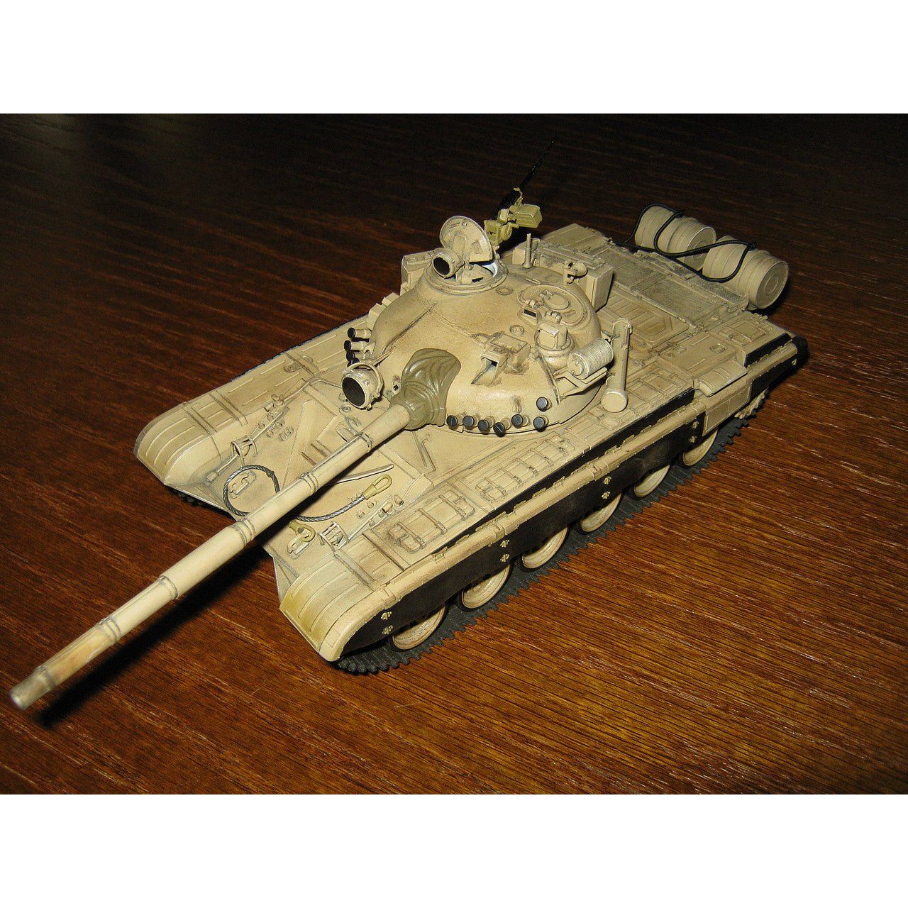 Tamiya 1/35 Russian Army Tank T72M1 - Tamiya - ModelCars.com