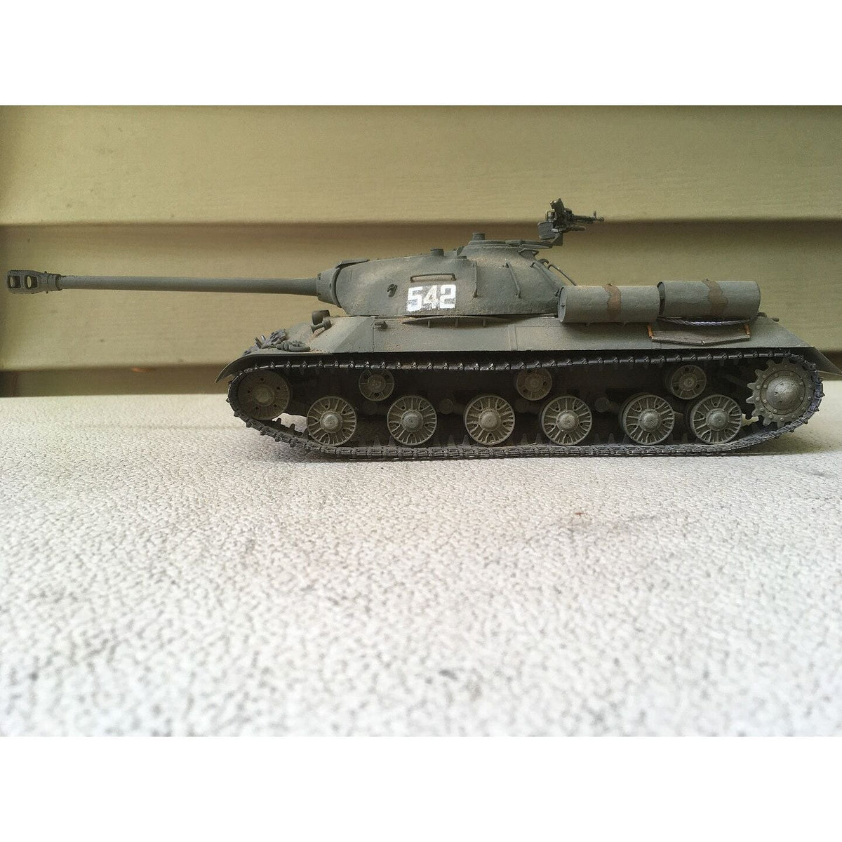 Tamiya 1/35 Russian Heavy Tank Stalin JS3-Tamiya-ModelCars.com