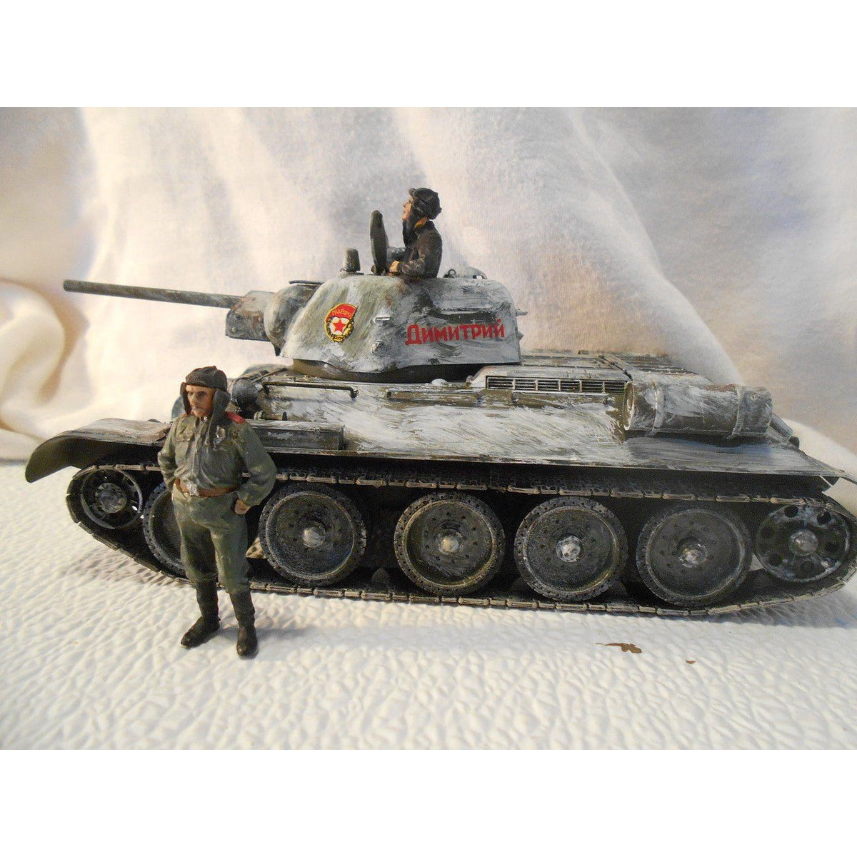 Tamiya 1/35 Russian T34- 76 CHTZ Kit-Tamiya-ModelCars.com