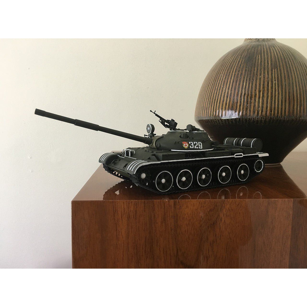 Tamiya 1/35 RUSSIAN T62 TANK KIT - Tamiya - ModelCars.com