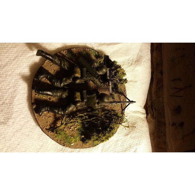 Tamiya 1/35 Scale German Machine Gun Troops - Tamiya - ModelCars.com