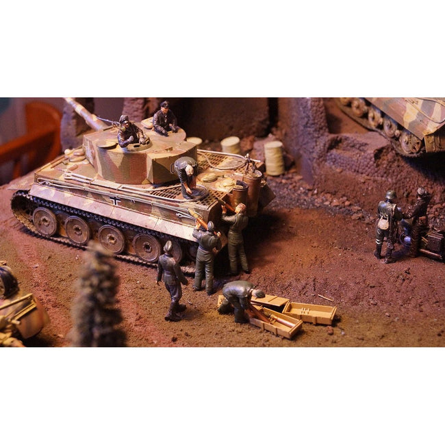 Tamiya 1/35 Scale German Tank Ammo - Loading Crew - Tamiya - ModelCars.com