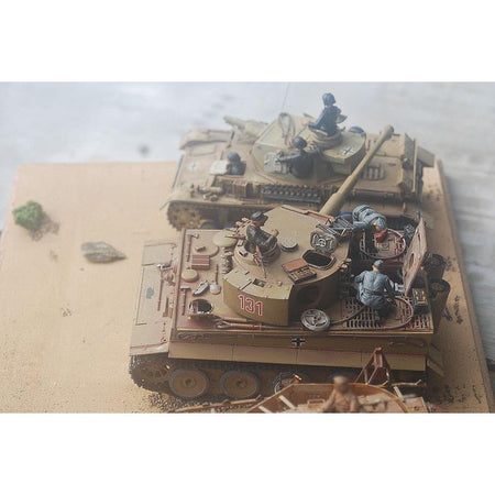 Tamiya 1/35 Scale German Tank Engine Maintenance Crew Set-Tamiya-ModelCars.com