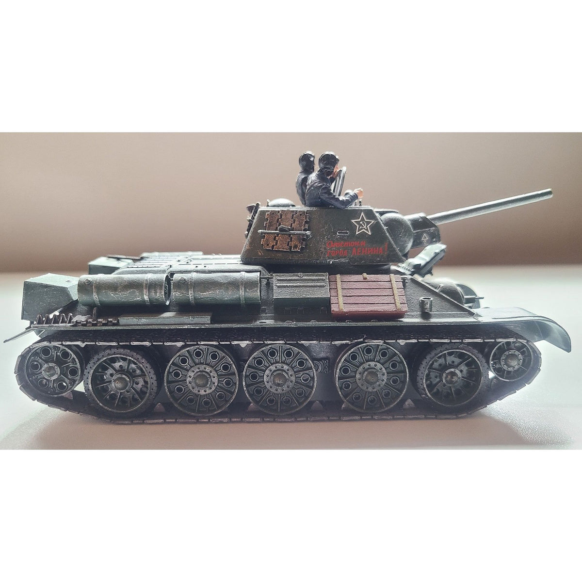 Tamiya 1/35 Scale Russian Tank T34/76 - Tamiya - ModelCars.com