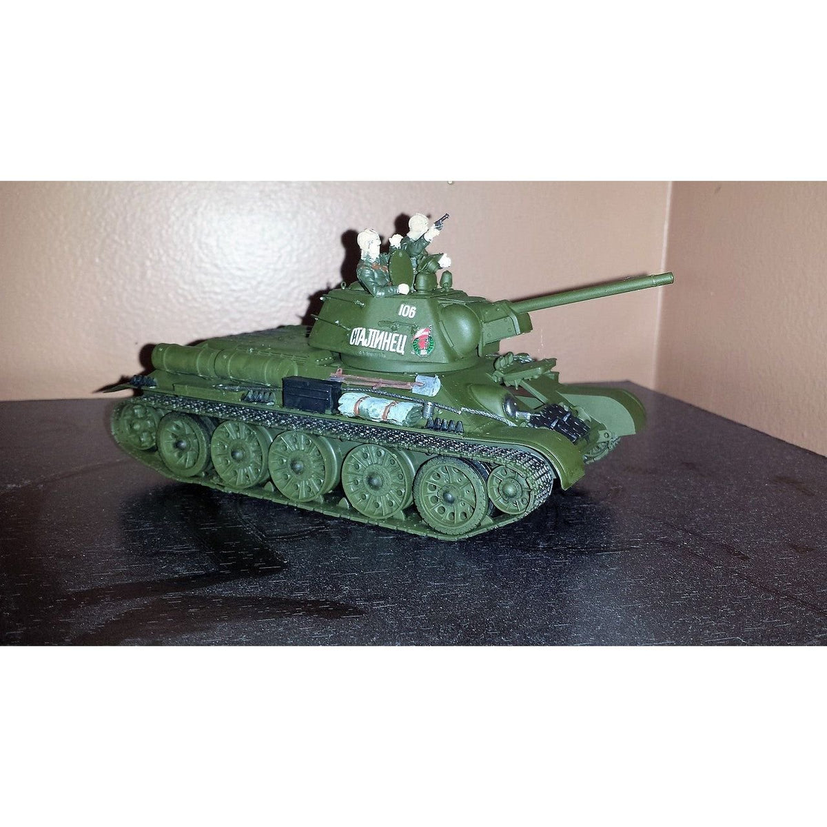 Tamiya 1/35 Scale Russian Tank T34/76-Tamiya-ModelCars.com