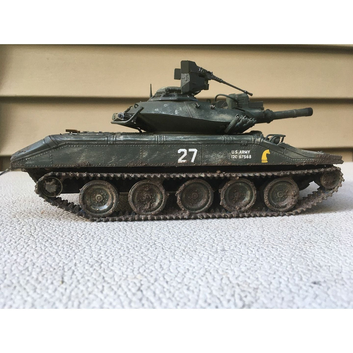 Tamiya 1/35 Us Airborne Tank M551 Sheridan-Tamiya-ModelCars.com
