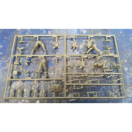 Tamiya 1/35 U.S. INFANTRY EUR THEATER KIT-Tamiya-ModelCars.com