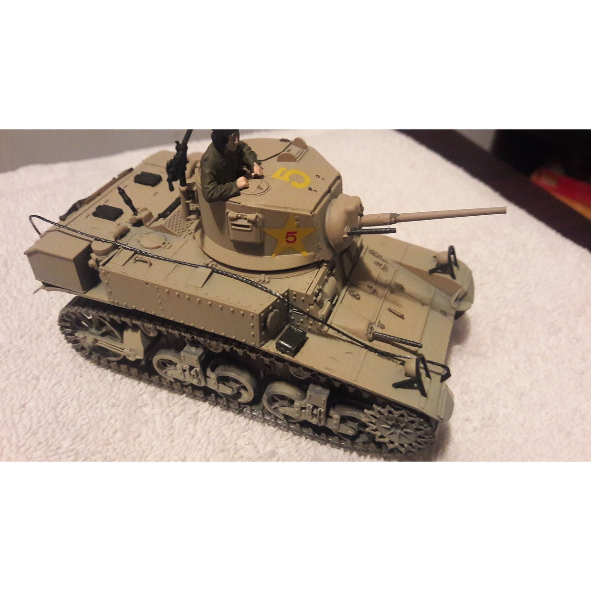 Tamiya 1/35 Us Light Tank M3 Stuart-Tamiya-ModelCars.com