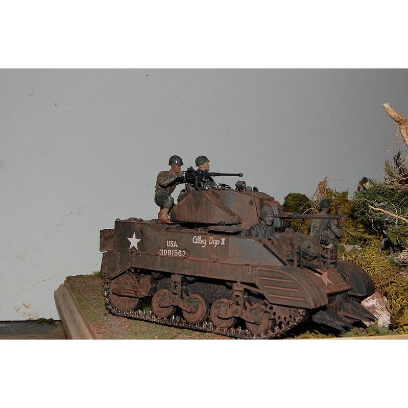 Tamiya 1/35 US Light Tank M5A1 - Tamiya - ModelCars.com