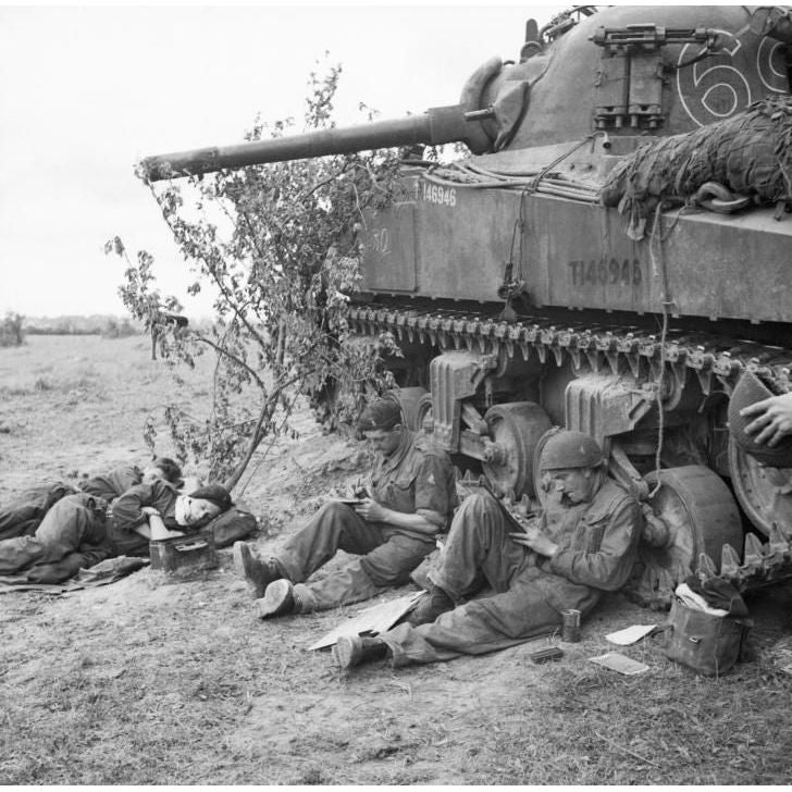 Tamiya 1/35 U.S. Medium Tank M4 Sherman-Tamiya-ModelCars.com