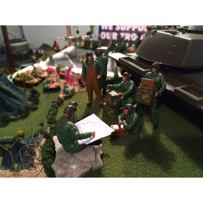 Tamiya 1/35 Us Tank Crew Set - Tamiya - ModelCars.com