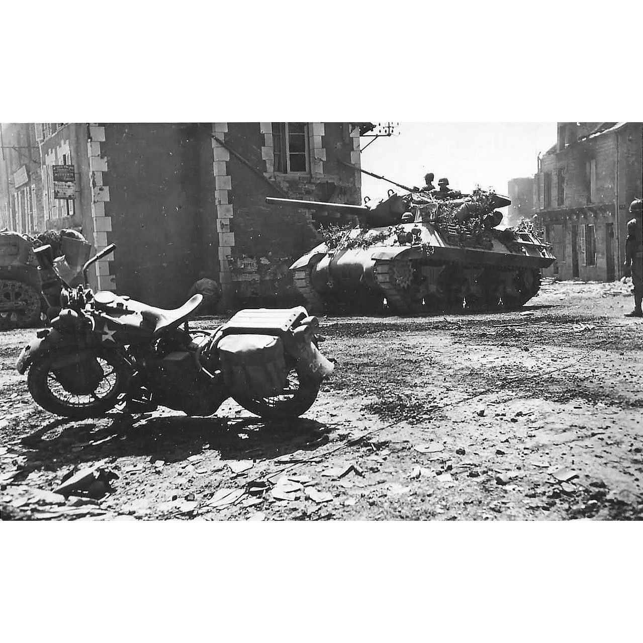 Tamiya 1/35 US tank Destroyer Mid Prod - Tamiya - ModelCars.com