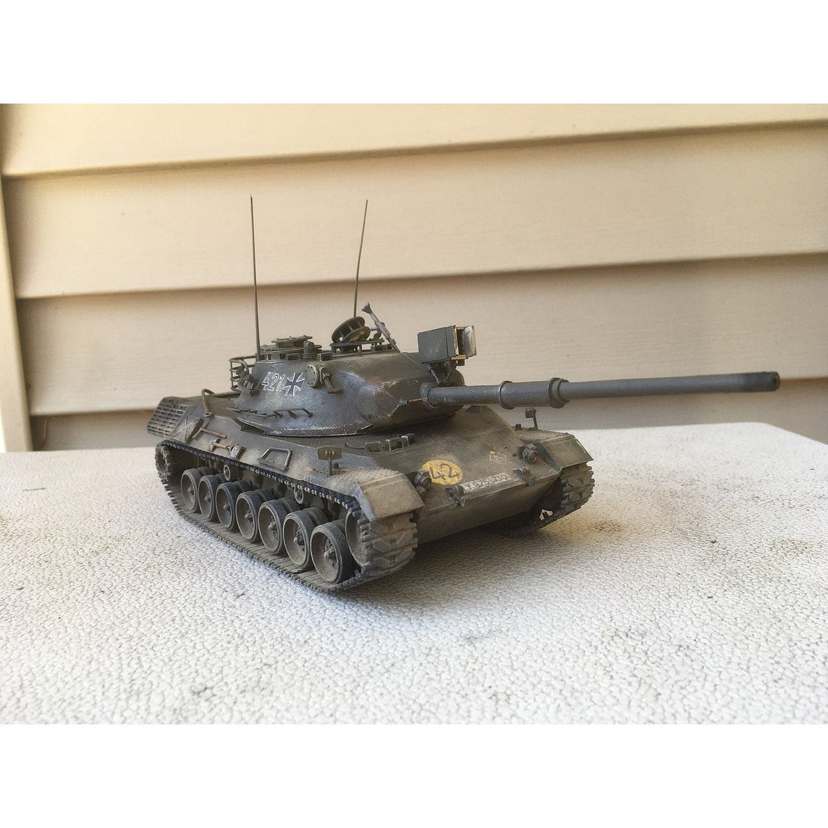 Tamiya 1/35 West German Leopard A4-Tamiya-ModelCars.com