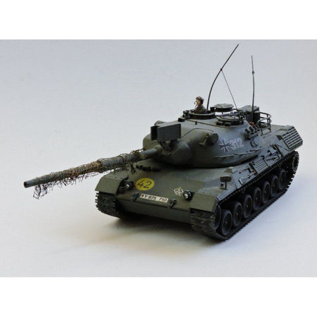 Tamiya 1/35 West German Leopard A4-Tamiya-ModelCars.com