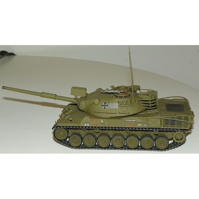 Tamiya 1/35 West German Leopard A4-Tamiya-ModelCars.com