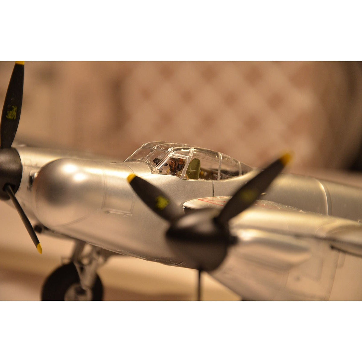 Tamiya 1/48 De Havilland Mosquito B-Mk.Iv-Tamiya-ModelCars.com