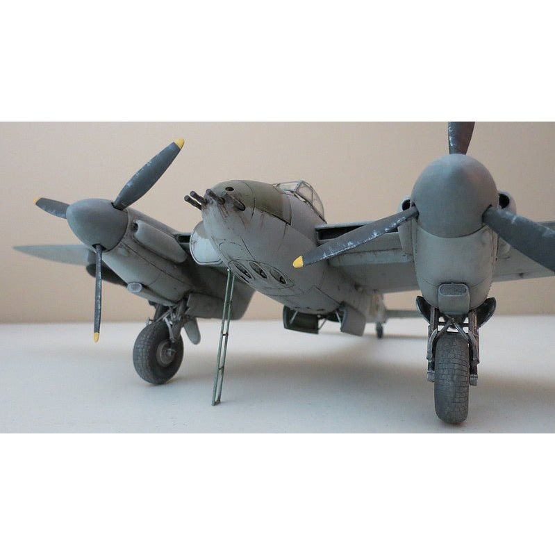 De Havilland Mosquito Nf Mk.Ii 1/48 W/British Lt Utility Car / Tamiya USA De Havilland Mosquito Nf Mk.Ii 1/48 W/British Lt Utility Car / Tamiya USA