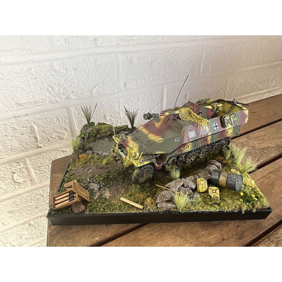 Tamiya 1/48 MTL. SPD. SD.KFZ 251-1 AUSF.D-Tamiya-ModelCars.com