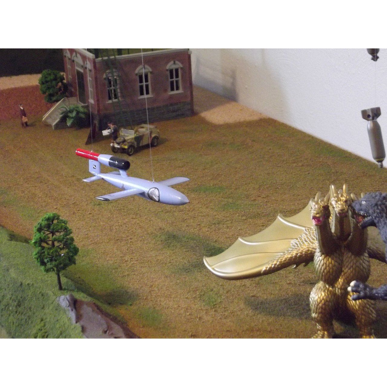 Tamiya 1/48 Scale Scale V - 1 (Fieseler Fi103) - Tamiya - ModelCars.com