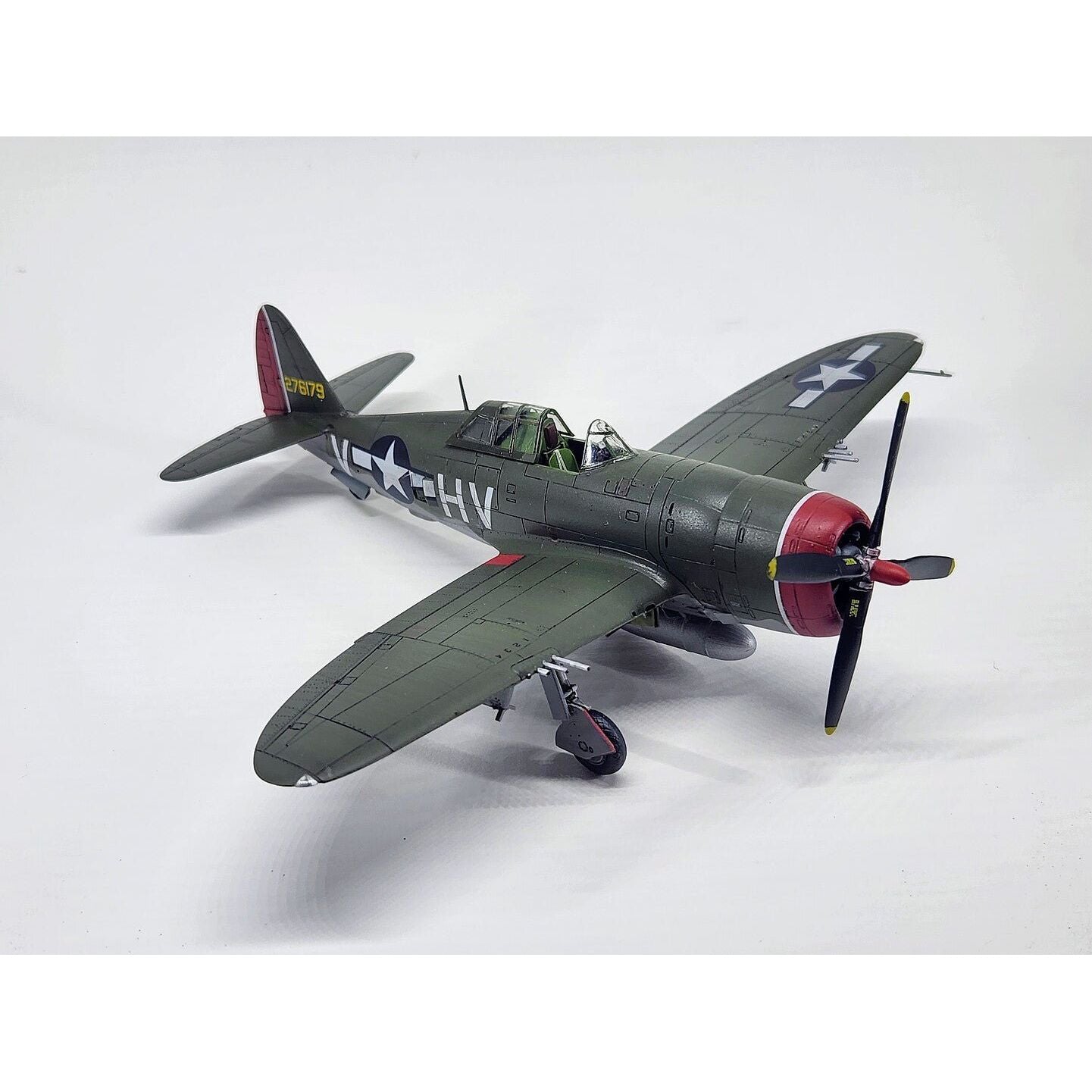 Tamiya 1/72 Scale ScaleRepublic P - 47D Thunderbolt "Razorback" - Tamiya - ModelCars.com