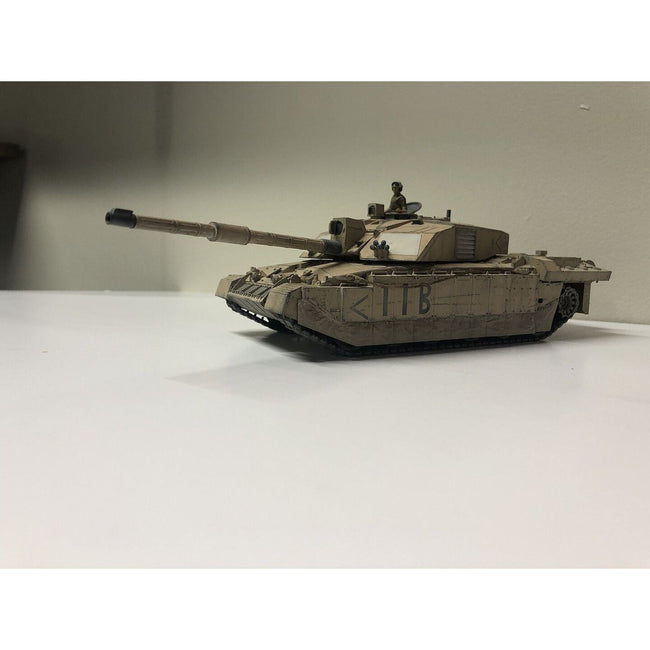 Tamiya British Tank Challenger 2-Tamiya-ModelCars.com
