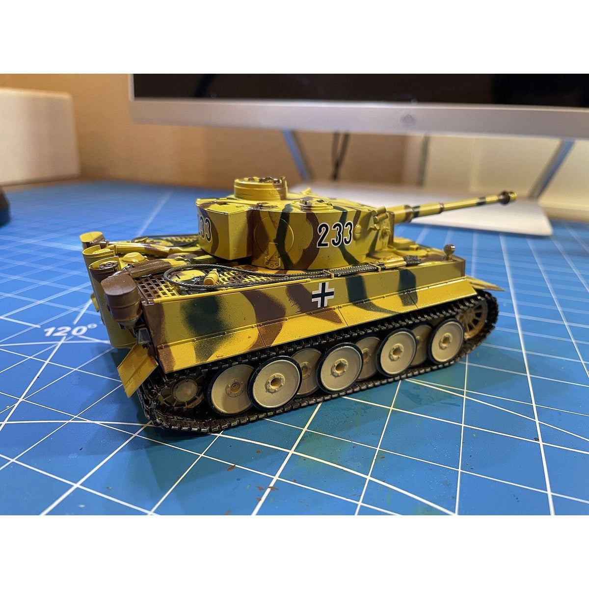 Tamiya German Heavy Tank Tiger I - Tamiya - ModelCars.com