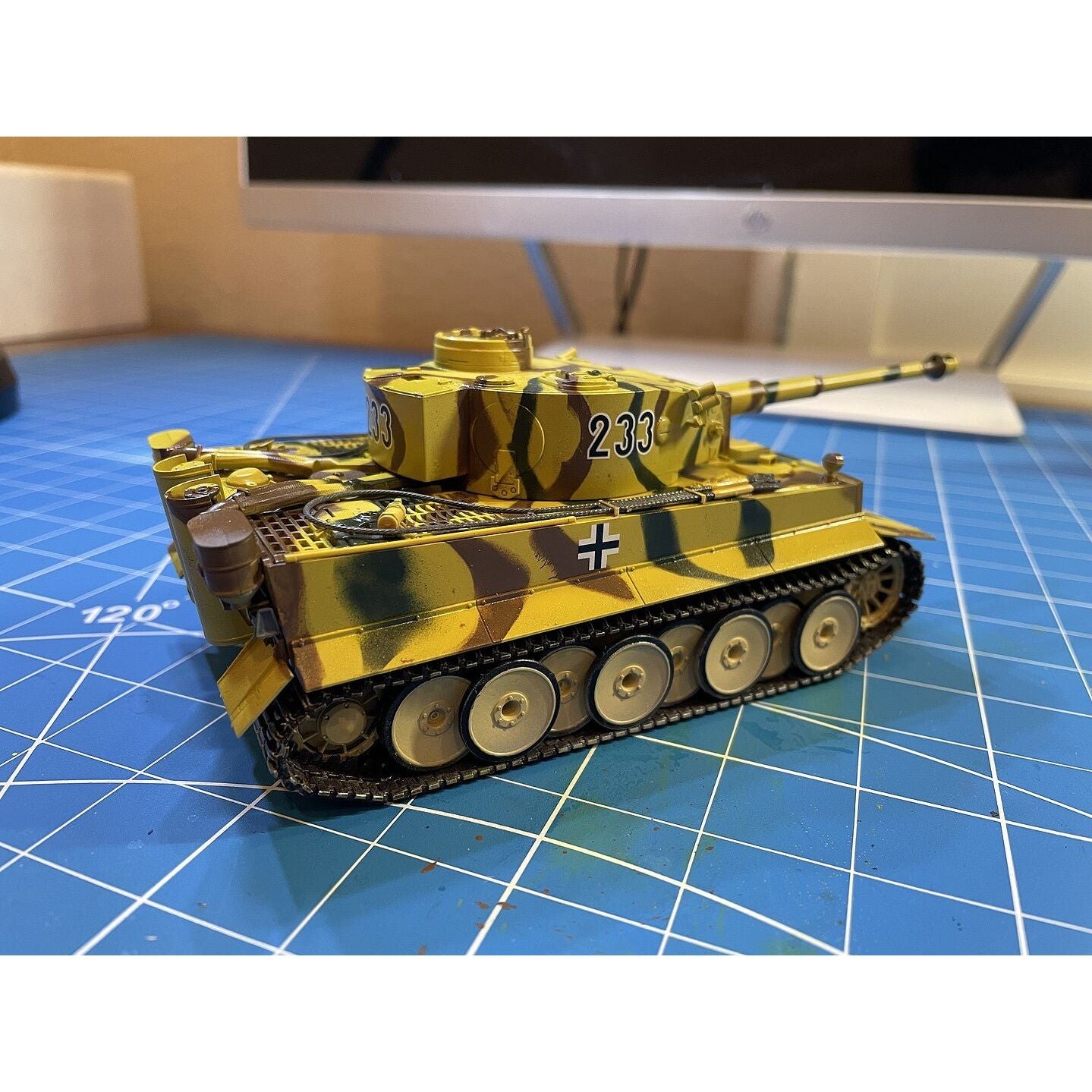 Tamiya German Heavy Tank Tiger I - Tamiya - ModelCars.com