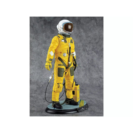 U-2 "Dragon Lady" Pilot Polyresin Statue "Statue Series" 1/8 Scale Model by Hobby Master-Hobby Master-ModelCars.com