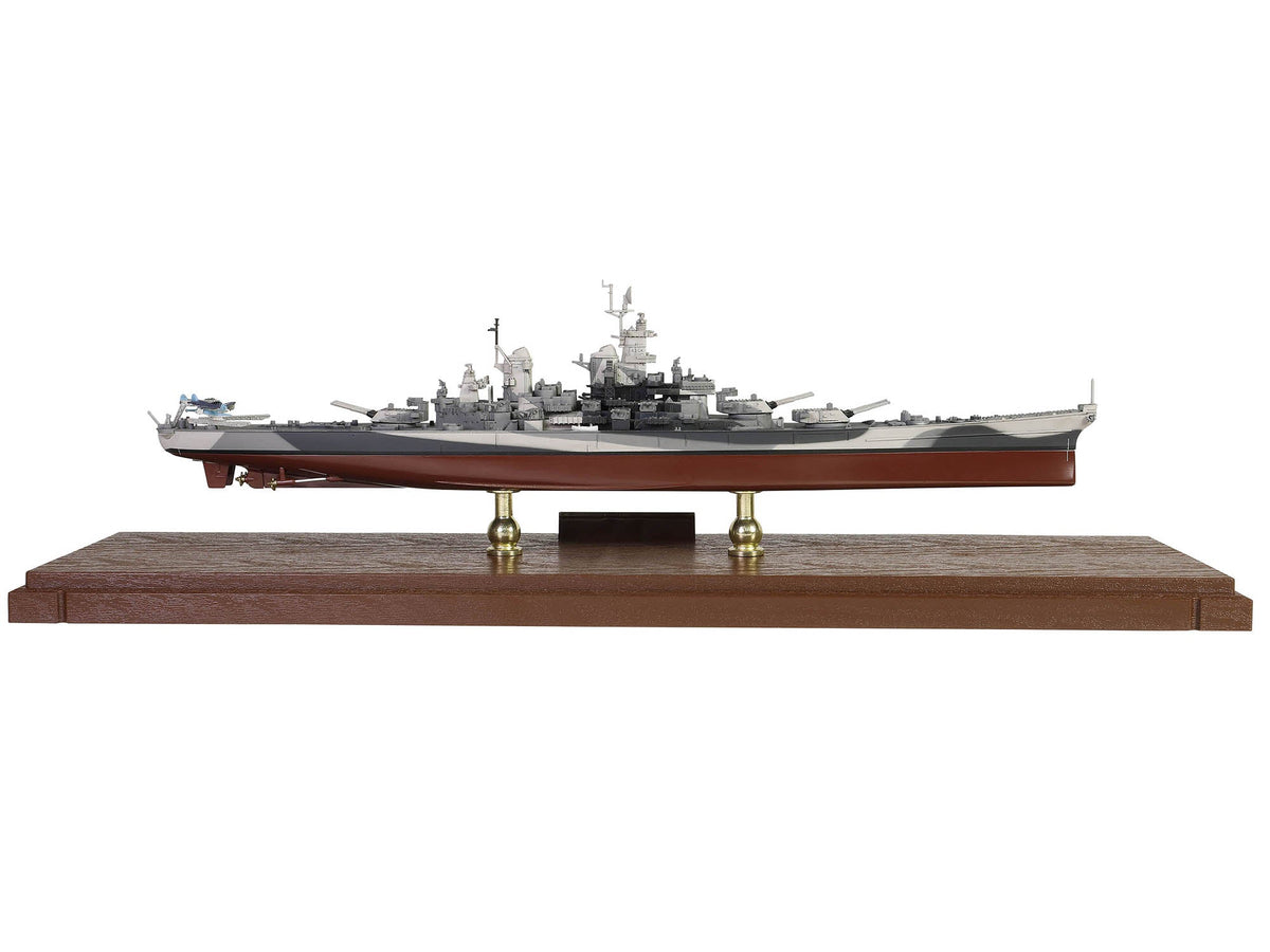 USS Missouri (BB-63) Iowa-class Battleship "Battle of Okinawa" (1945) United States Navy (Full Hull Edition) "Battleship" Series 1/700 Diecast Model by Forces of Valor-Forces Of Valor-ModelCars.com