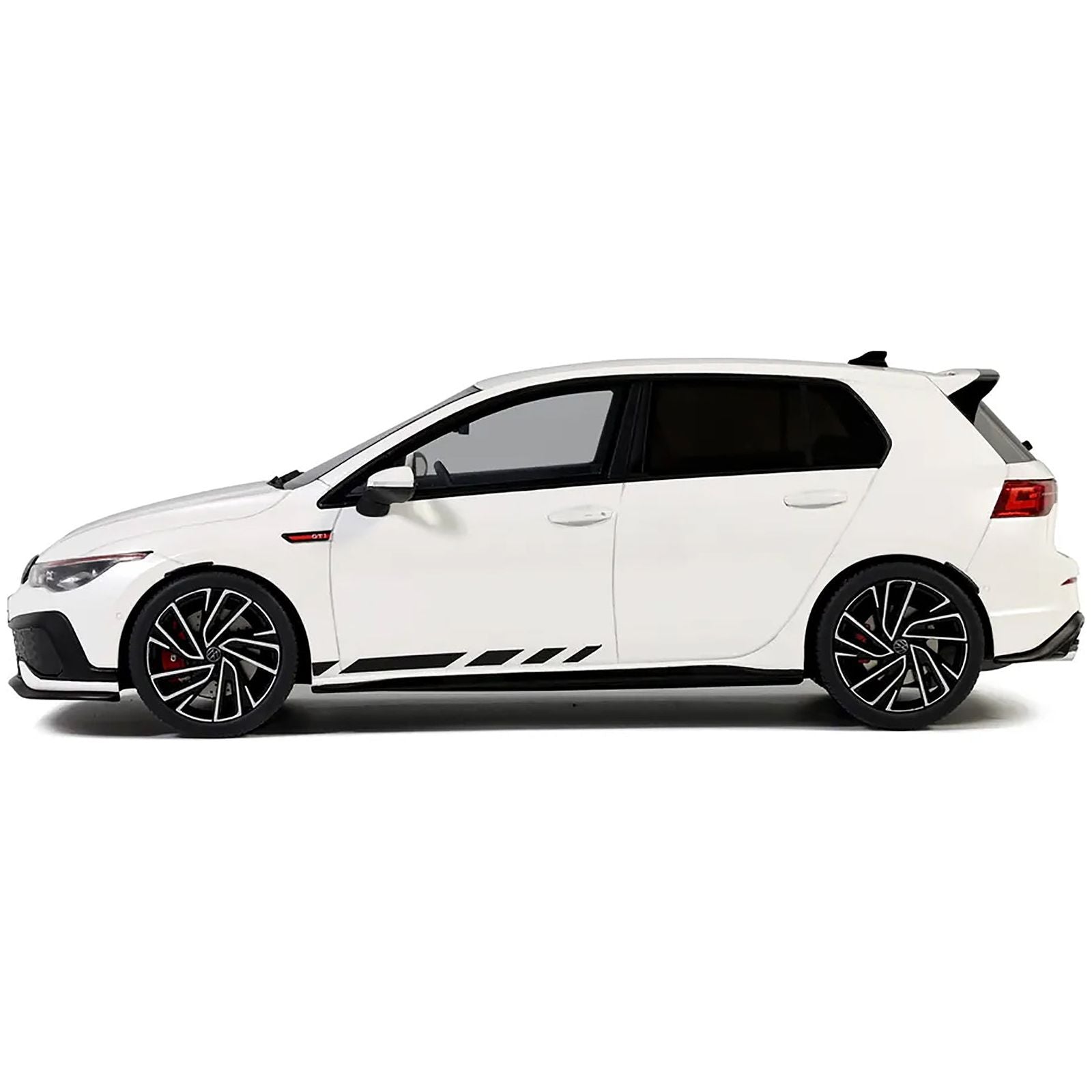 Volkswagen Golf VIII GTI Clubsport White Limited Edition to 1000 pieces Worldwide 1/18 Model Car by Otto Mobile - Otto Mobile - ModelCars.com