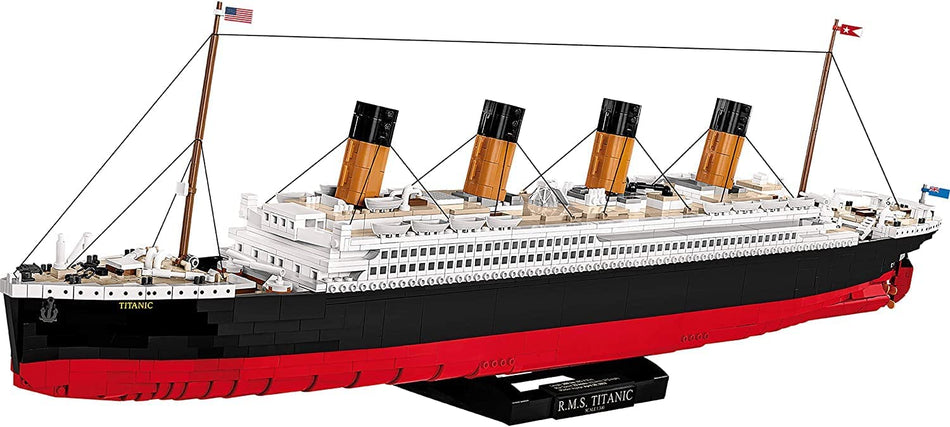 Cobi 2840pcs Action Town RMS Titanic