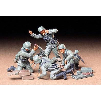 Tamiya 1-35 GERMAN INFANTRY MORTAR TEAM